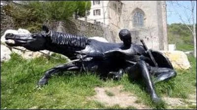 Nous remontons le temps et arrivons au XIe siècle, avec la Chanson de Roland, poème épique et de geste. Dans cette dernière, quatre montures du roi Charlemagne et de ses paladins sont citées : Passecerf, destrier du paladin Gerier; Tachëbrun, cheval de Ganelon; Tencendur ou Tencendor, celui du souverain lui-même et enfin la monture de Roland. Mais quel est le nom légendaire de son cheval?