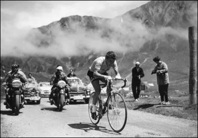 Qui est le premier coureur français à avoir remporté le Giro ?