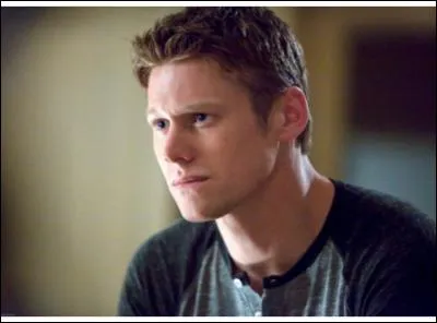 Comment s'appelle sa mère ?