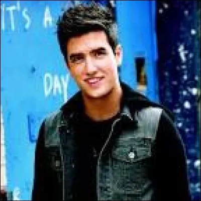 Qui est ce garçon qui est le petit ami de Camille ?