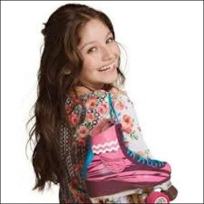 Depuis quel âge joue-t-elle la comédie ?