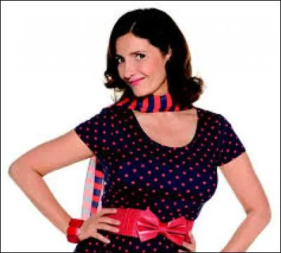 Elle est connue pour son rôle de Liliane dans la série télévisée "Scènes de ménages" diffusée sur M6, il s'agit de...
