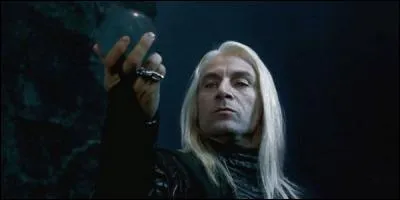 Dans "Harry Potter et la Chambre des secrets", quel est le mot de passe pour accéder à la salle commune de la maison Serpentard ?