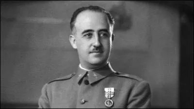 De quel pays Francisco Franco fut-il le président-dictateur de 1939 à 1975 ?