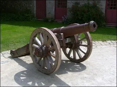 Faire les... coups signifie :