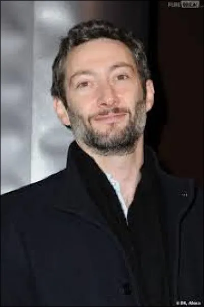 C'est un acteur et animateur de télévision qui a coanimé l'émission du "Morning Live" diffusée sur M6 au début des années 2000, il s'agit de...