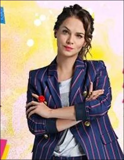 Comment s'appelle la femme que le papa de Nina aime ?