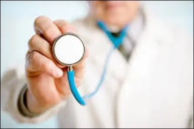 Quelle est la bonne phrase qui veut dire : " Ma mère est coiffeuse et mon père est médecin." ?