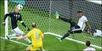 Le septième match se déroula entre l'Allemagne et l'Ukraine. Qui remporta ce match avec un score raisonnable de 2-0 ?