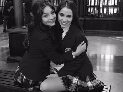 Quel est le lien de Luna et Nina ?