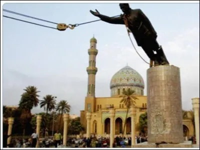 Quelle a été la conséquence majeure de la chute de Sadam Hussein et de la dissolution du parti BAAS ? (deux réponses attendues)