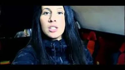 Quelle chanteuse a repris "92i Veyron" de Booba ?