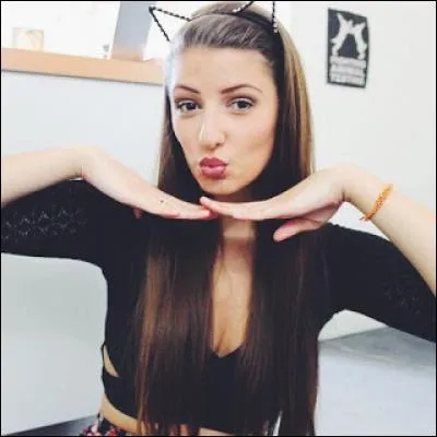 Quel &acirc;ge a-t-elle ?