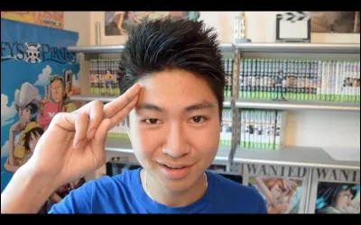 Quel est son pseudonyme en tant que youtubeur ?