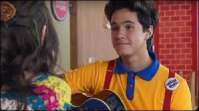 Combien de chanson Simon a-t-il écrites pour Luna ?