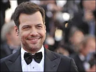 C'est un acteur qui a joué dans plusieurs films comme "De l'autre côté du périph" en 2012 ou encore "Papa ou maman" en 2015, il s'agit de...
