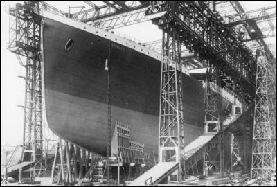 En quelle année la construction du Titanic a-t-elle débuté ?