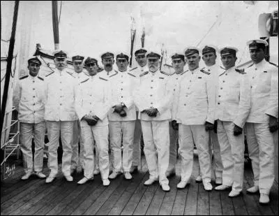 Combien de membres d'équipage le Titanic pouvait-il accueillir ?