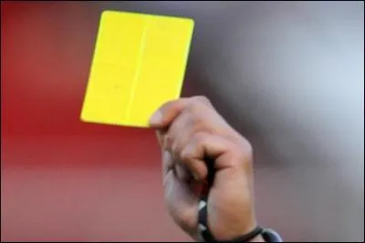 S'il y a faute, l'arbitre peut aussi donner...
