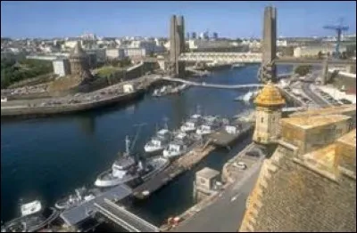 Brest fait partie de ....