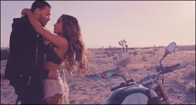 Quelle est la chanson de ce clip ? (voir photo)