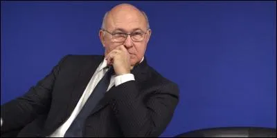 La loi Sapin II permet de limiter la durée de vie des chèques à...