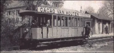 Quelle était la vitesse maximale des automotrices du chemin de fer du Salève ?