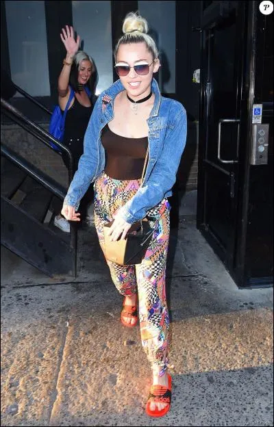 Quelle relation existe entre Miley et Taylor Swift ?