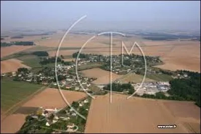 Commune normande dans le Pays d'Ouche, Burey se trouve dans le département ...