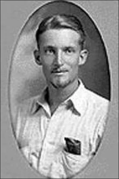 Quel paléontologue a, en 1962, dressé une liste de 45 théories sur la disparition des dinosaures ?