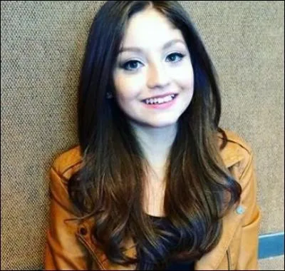 Qui est l'actrice qui joue Luna dans la série ?