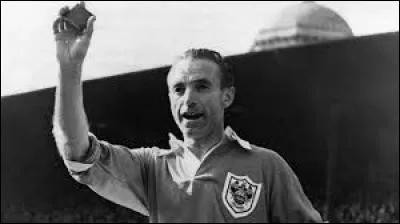 À quel âge Stanley Matthews a-t-il reçu son seul Ballon d'or ?