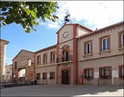 Je commence aujourd'hui par une visite d'Alénya. Ville de l'arrondissement de Perpignan, elle se trouve dans le département ...