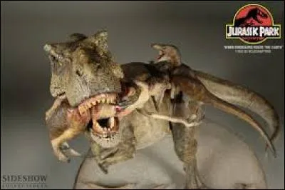 Le vélociraptor et le tyrannosaure se disputaient les mêmes proies.
