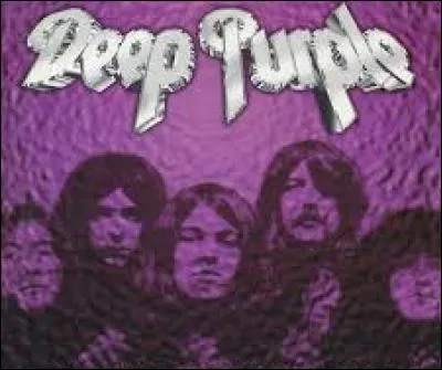 Il s'agit certainement de la chanson la plus connue du répertoire de Deep Purple. Cela s'intitule ...