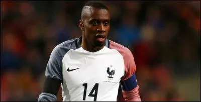 Quel est le nom de ce milieu de terrain ?