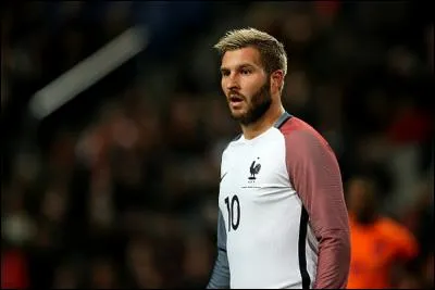 Quel est le nom de cet attaquant ?