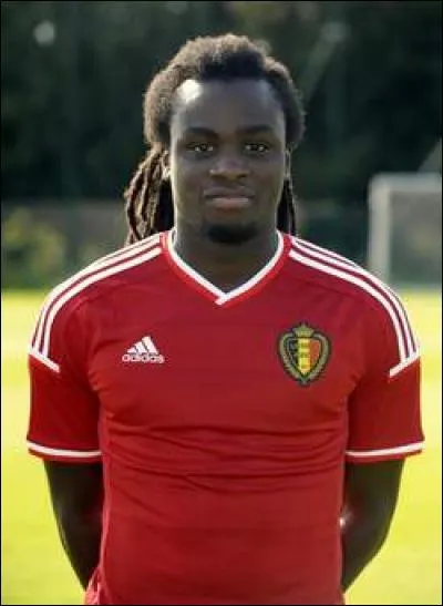 Comment s'appelle ce défenseur ?