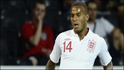 Comment s'appelle ce défenseur ?