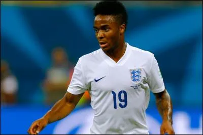 Comment s'appelle ce milieu de terrain ?