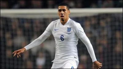 Quel est le nom de ce défenseur ?