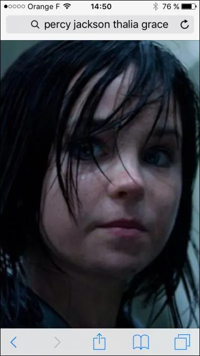 Dans Percy Jackson 2, Thalia est la fille de :