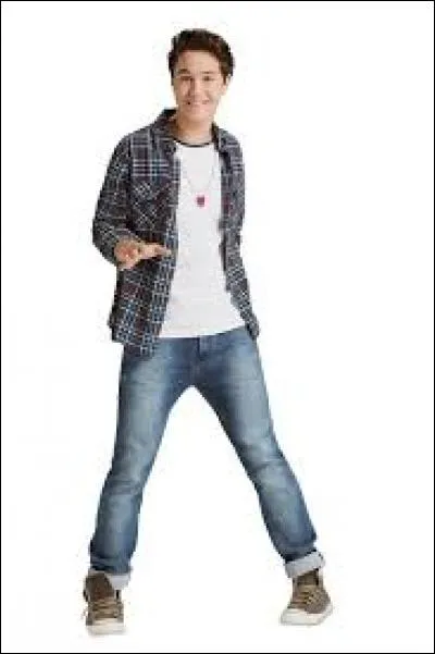 Qui est jaloux que Matteo a embrass&eacute; Luna ?