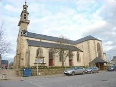 Je vous emmène en Bretagne, à Plouvien. Village de l'arrondissement de Brest, il se situe dans le département ...