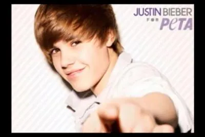 Quel est le titre de sa première chanson ?