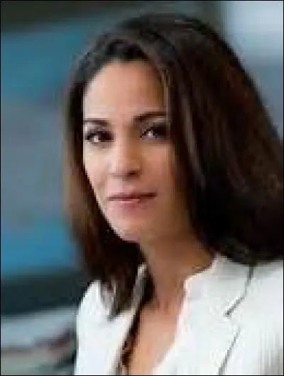 Comment de nomme la supérieure de Candice ?