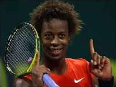 Quelle est la latéralité de Gaël Monfils ?