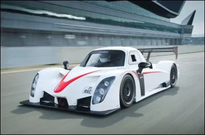 Comment s'appelle cette voiture ?