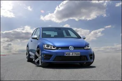 Comment s'appelle cette voiture ?