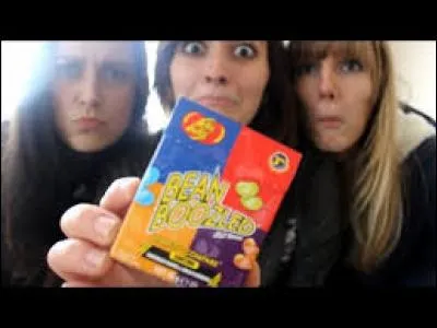 Quelle vidéo ont-elles réalisée avec une copine ?